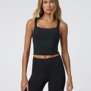 Vuori Inversion Rib Support Tank Top / Longline Sports Bra